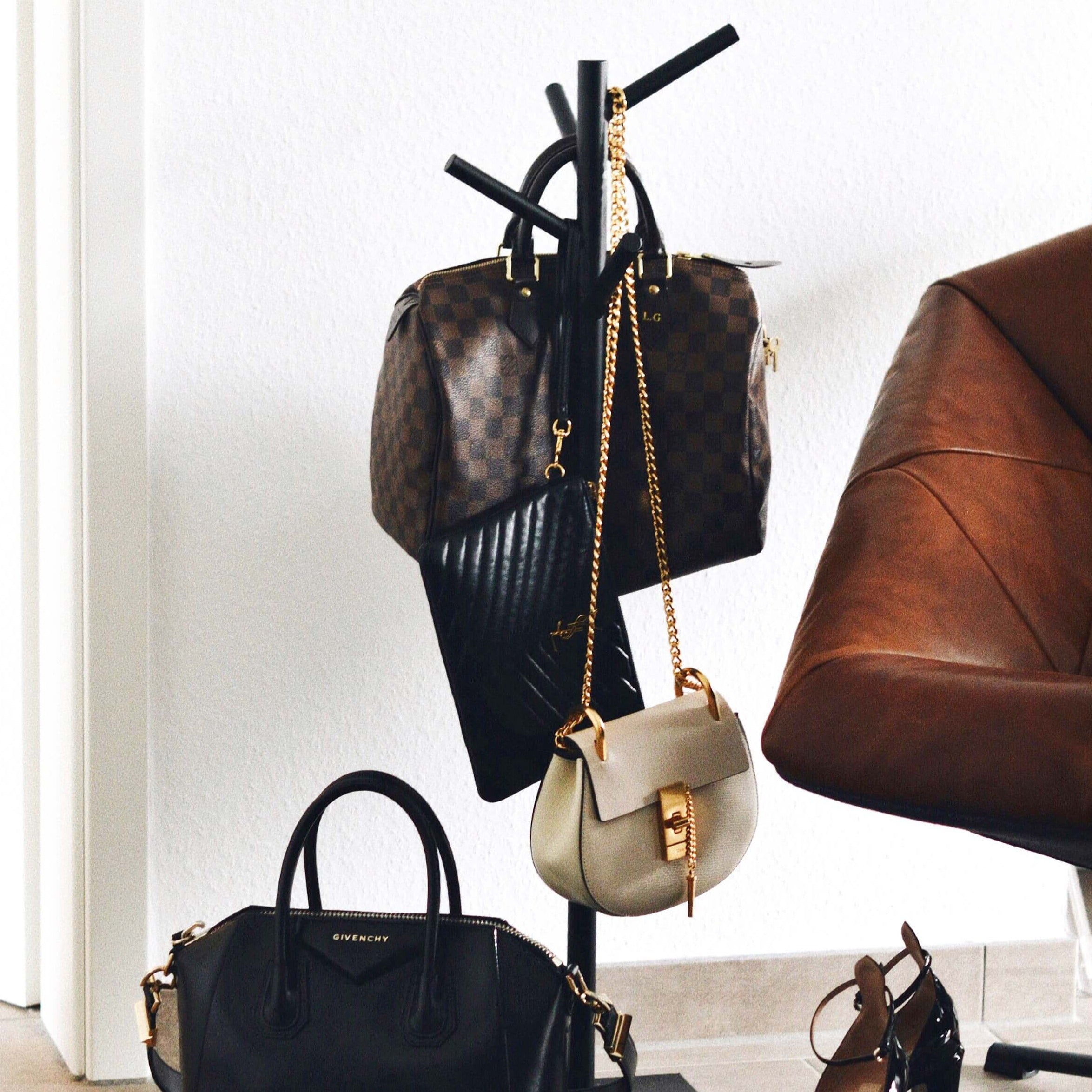 TASCHENSTÄNDER SCHWARZ HÖHE 90 CM