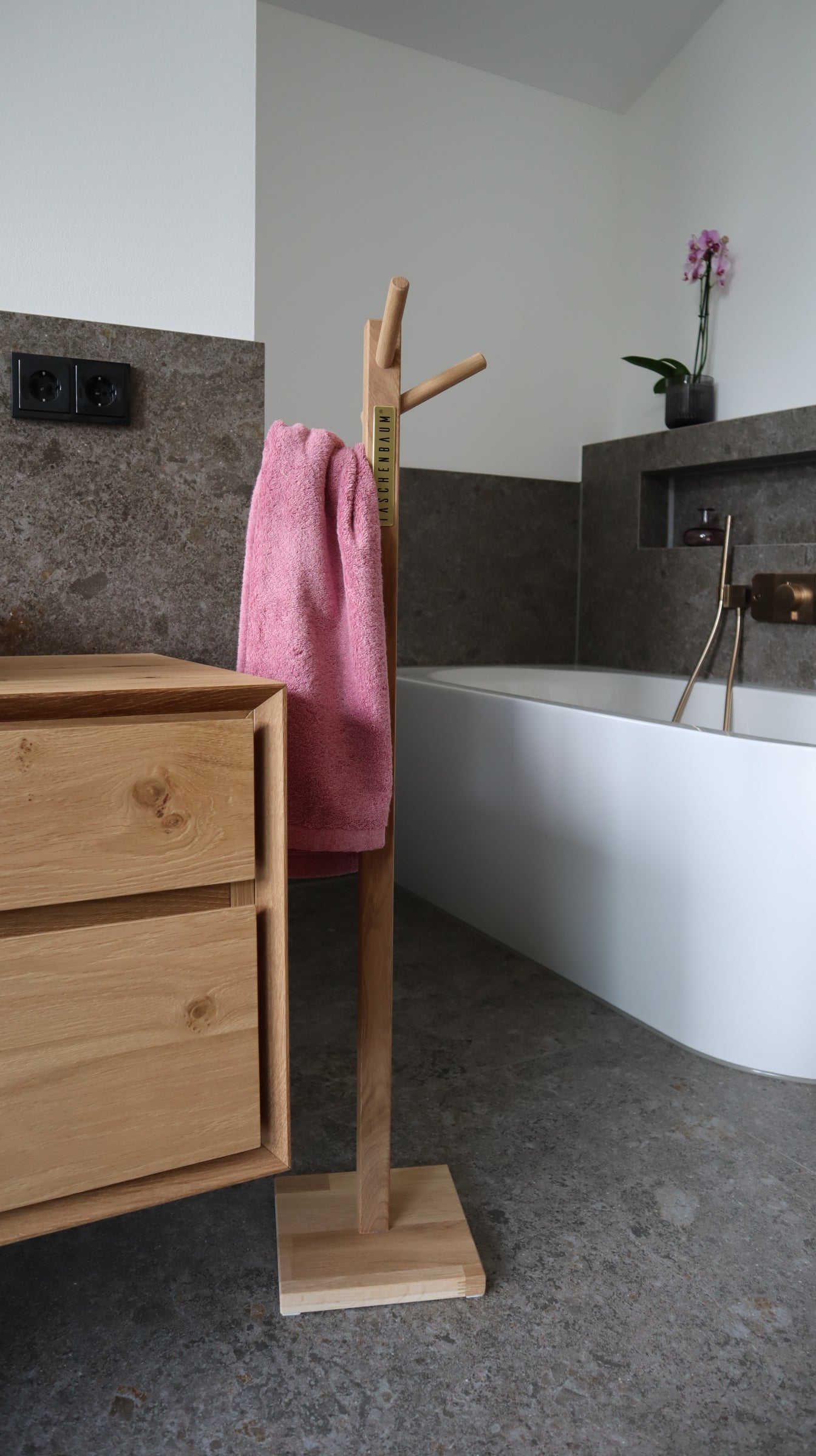 TASSENBOOM OAK | WOOD