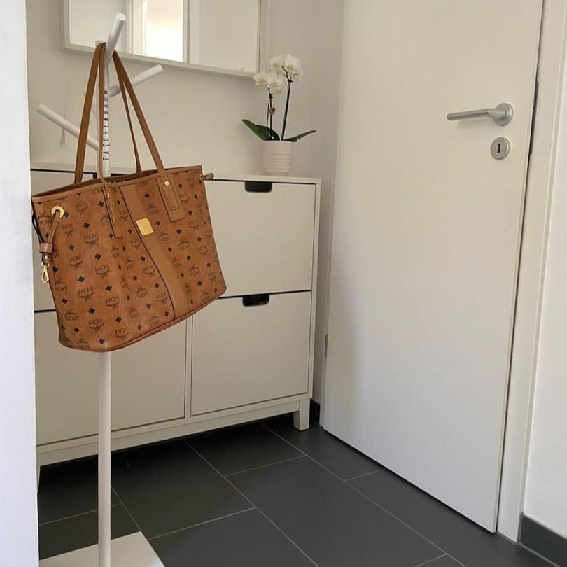 TASSENBOOM WHITE ANTIQUE | IRON