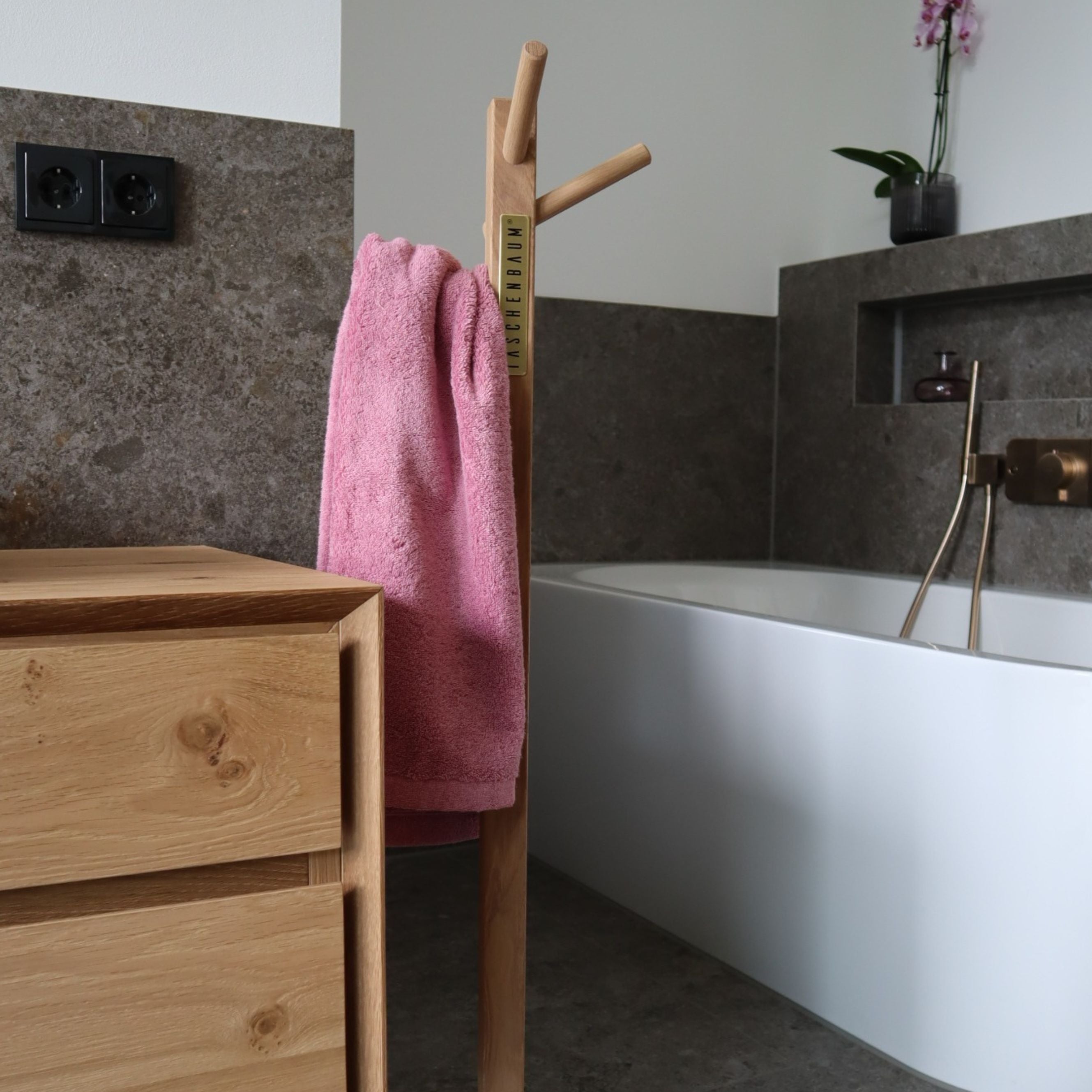 TASSENBOOM OAK | WOOD