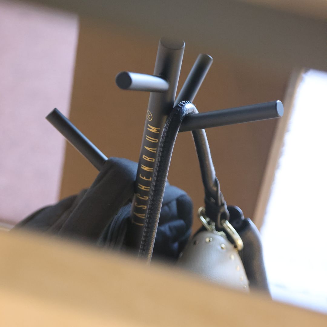 TASCHENBAUM® SCHWARZ „Nichts liegt mehr zerdrückt im Schrank“