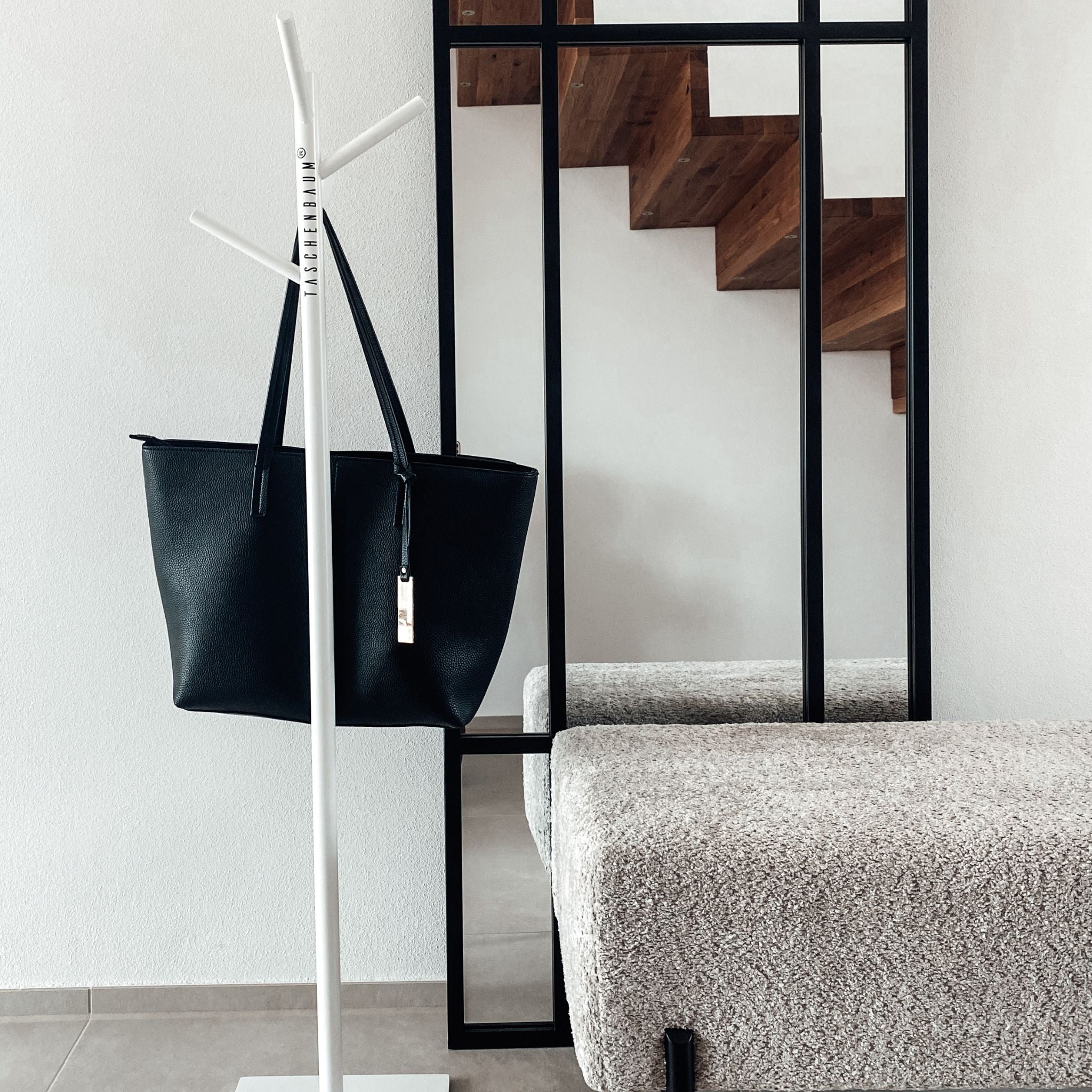 BAG STAND CLEAN WHITE | IRON