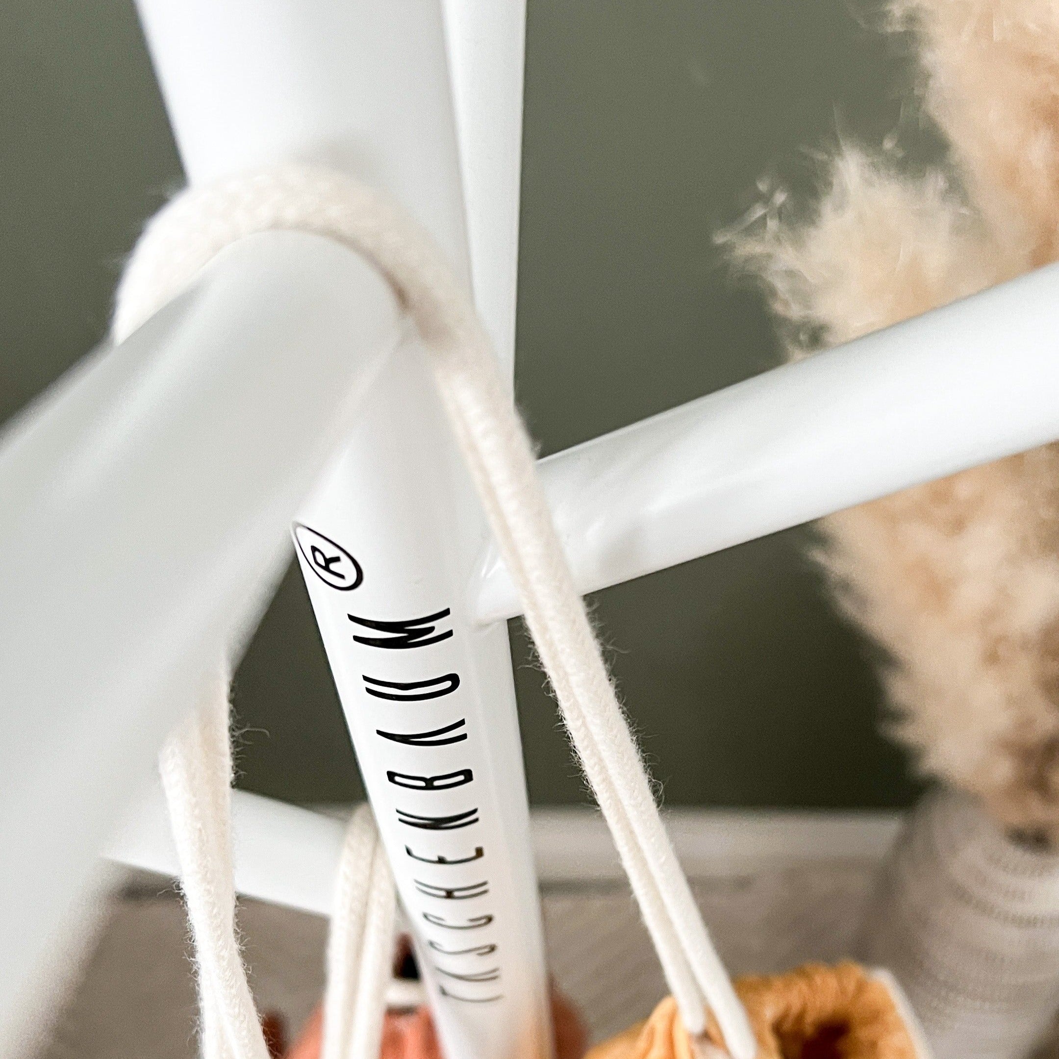 TASCHENSTÄNDER WEISS HÖHE 90 CM