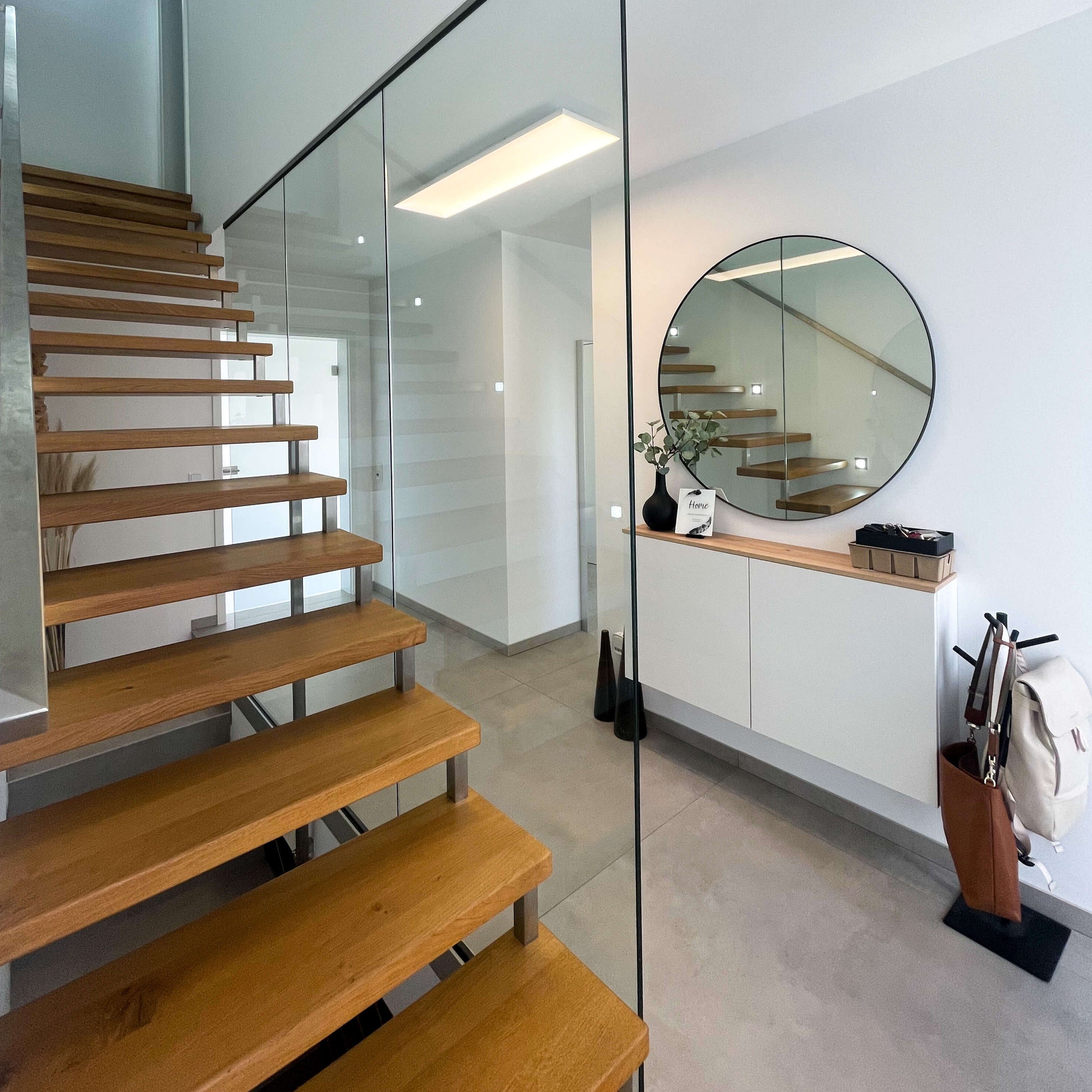 TASCHENSTÄNDER SCHWARZ HÖHE 90 CM